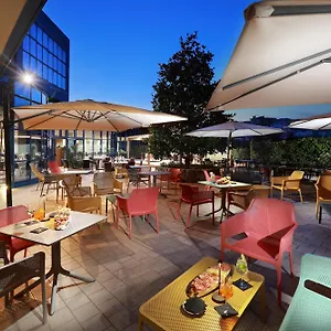 Otel Tuscany